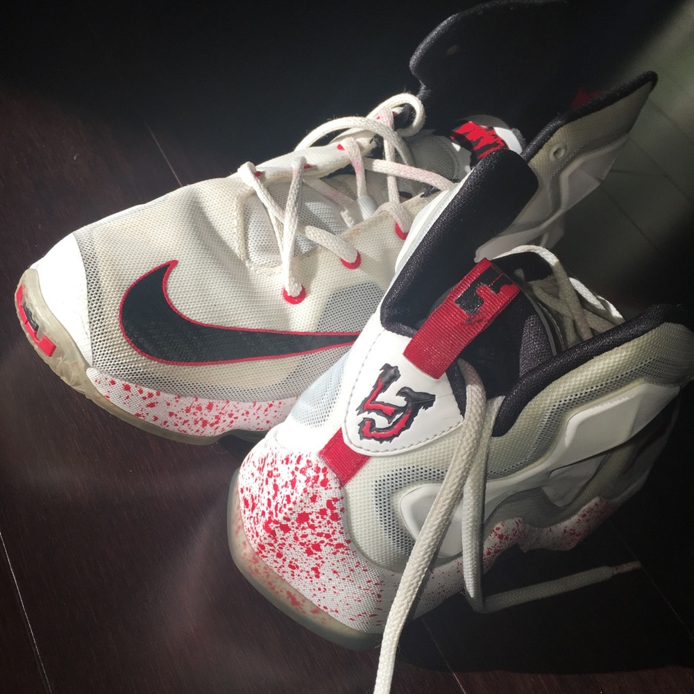 Nike Lebron 13 XIII Halloween Size 7 - Picture 2 of 4